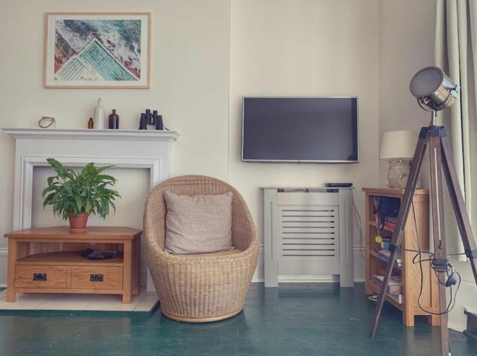 Fantastic 3 Bed Beachfront Flat With Seaview Apartment Margate